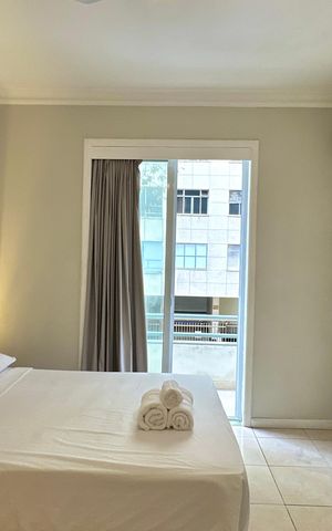Apartamento à venda com 140m², 3 quartos e sem vaga Apartamento à venda com 140m², 3 quartos e sem vagaSuíte 1