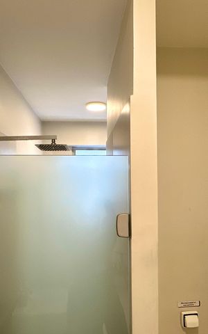 Apartamento à venda com 140m², 3 quartos e sem vaga Apartamento à venda com 140m², 3 quartos e sem vagaBanheiro Social
