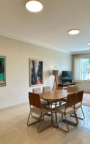 Apartamento à venda com 140m², 3 quartos e sem vaga Apartamento à venda com 140m², 3 quartos e sem vagaSala