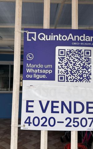 Casa à venda com 44m², 2 quartos e 2 vagas Casa à venda com 44m², 2 quartos e 2 vagasPlaca