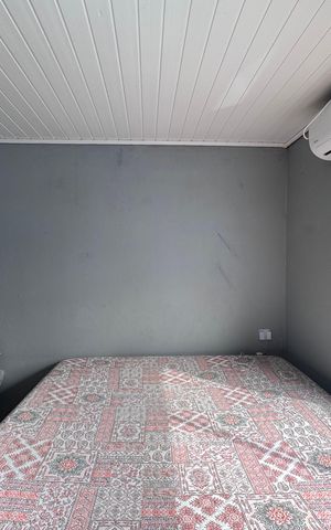 Casa à venda com 44m², 2 quartos e 2 vagas Casa à venda com 44m², 2 quartos e 2 vagasQuarto 1