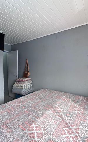 Casa à venda com 44m², 2 quartos e 2 vagas Casa à venda com 44m², 2 quartos e 2 vagasQuarto 1