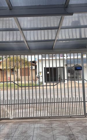 Casa à venda com 44m², 2 quartos e 2 vagas Casa à venda com 44m², 2 quartos e 2 vagasGaragem