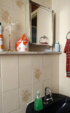 Apartamento para alugar com 50m², 2 quartos e sem vagaBanheiro