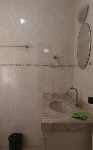 Apartamento para alugar com 75m², 3 quartos e 1 vaga Apartamento para alugar com 75m², 3 quartos e 1 vagaBanheiro da Suíte 1