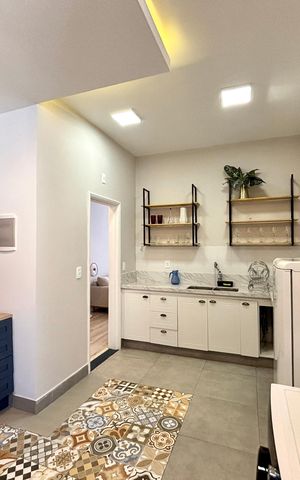 Apartamento à venda com 100m², 3 quartos e sem vaga Apartamento à venda com 100m², 3 quartos e sem vagaCozinha/área de serviço