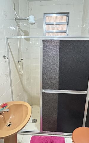 Casa à venda com 66m², 2 quartos e sem vagaBanheiro