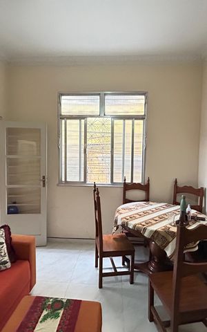 Casa à venda com 66m², 2 quartos e sem vagaSala