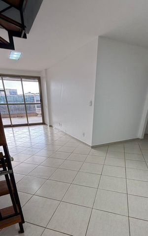 Apartamento à venda com 221m², 4 quartos e 3 vagas Apartamento à venda com 221m², 4 quartos e 3 vagasSala