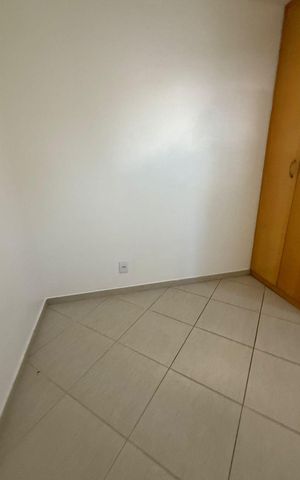 Apartamento à venda com 221m², 4 quartos e 3 vagas Apartamento à venda com 221m², 4 quartos e 3 vagasQuarto de Serviço