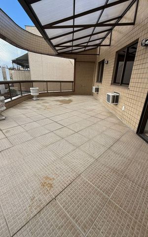 Apartamento à venda com 221m², 4 quartos e 3 vagas Apartamento à venda com 221m², 4 quartos e 3 vagasTerraço