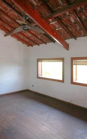 Casa à venda com 793m², 6 quartos e 3 vagasSótão