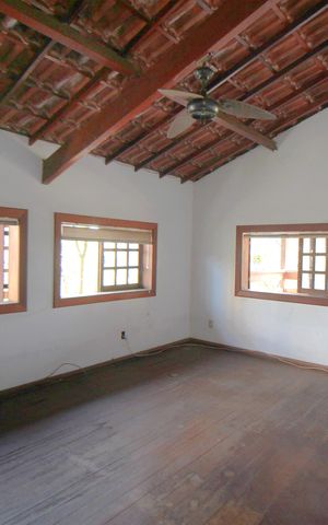 Casa à venda com 793m², 6 quartos e 3 vagasSótão