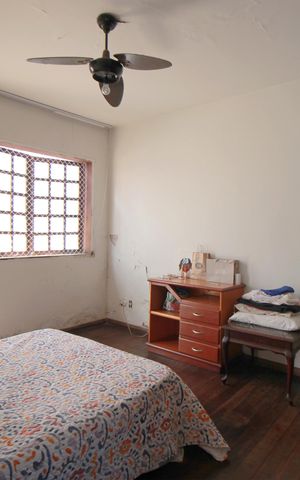 Casa à venda com 793m², 6 quartos e 3 vagasSuíte