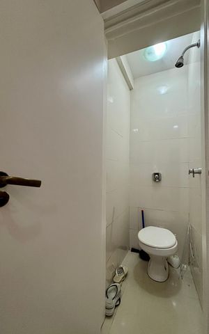 Apartamento para alugar com 66m², 2 quartos e 2 vagas Apartamento para alugar com 66m², 2 quartos e 2 vagasBanheiro de Serviço