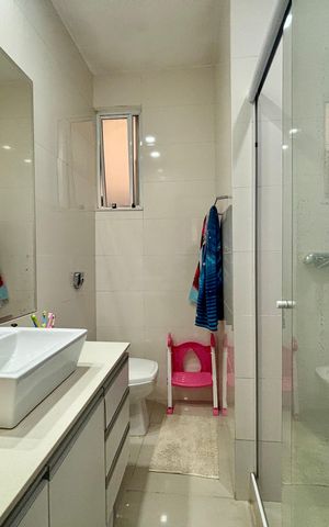 Apartamento para alugar com 66m², 2 quartos e 2 vagas Apartamento para alugar com 66m², 2 quartos e 2 vagasBanheiro social