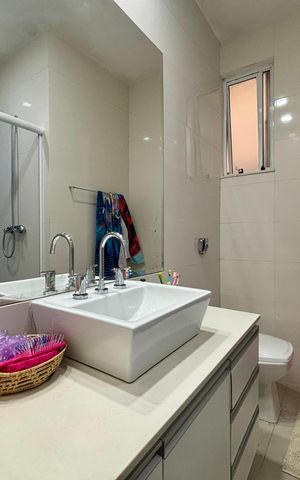 Apartamento para alugar com 66m², 2 quartos e 2 vagas Apartamento para alugar com 66m², 2 quartos e 2 vagasBanheiro social