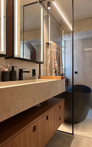 Apartamento à venda com 127m², 3 quartos e 1 vaga Apartamento à venda com 127m², 3 quartos e 1 vagaBanheiro da Suíte 2