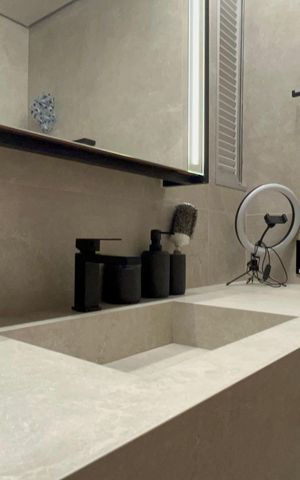 Apartamento à venda com 127m², 3 quartos e 1 vaga Apartamento à venda com 127m², 3 quartos e 1 vagaBanheiro da Suíte 1