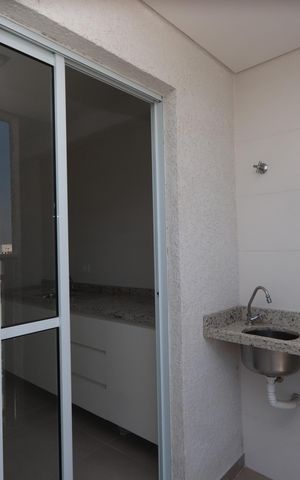 Apartamento para alugar com 48m², 2 quartos e sem vagaVaranda