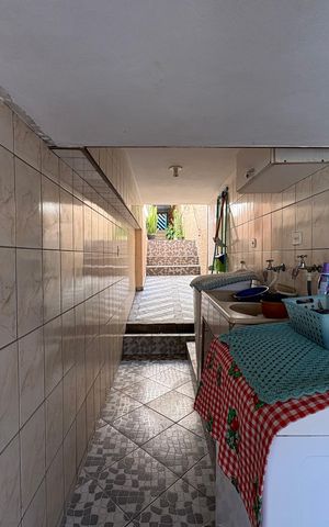 Casa à venda com 162m², 4 quartos e 3 vagasLavanderia