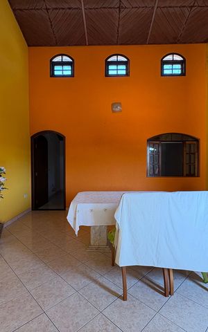 Casa à venda com 162m², 4 quartos e 3 vagasSala