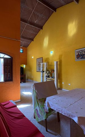 Casa à venda com 162m², 4 quartos e 3 vagasSala