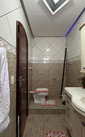 Casa à venda com 162m², 4 quartos e 3 vagasBanheiro da Suíte