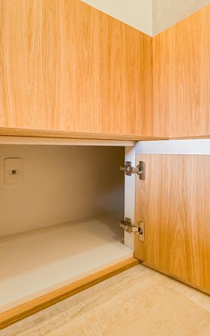 Studio para alugar com 24m², 1 quarto e sem vaga Studio para alugar com 24m², 1 quarto e sem vagaArmários