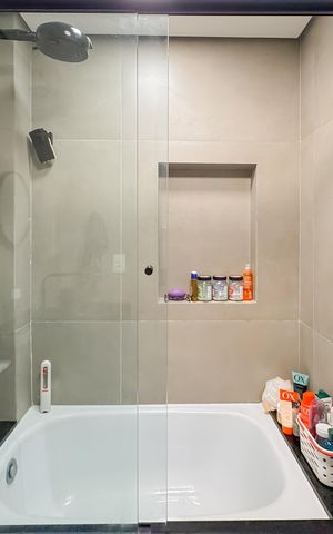 Studio à venda com 38m², 1 quarto e sem vaga Studio à venda com 38m², 1 quarto e sem vagaBanheiro