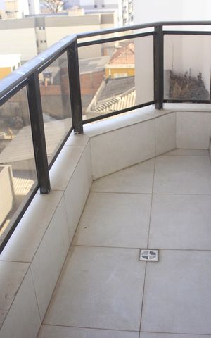 Apartamento à venda com 153m², 4 quartos e 2 vagasVaranda da suíte