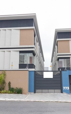 Casa de condomínio à venda com 91m², 2 quartos e 1 vagaFachada