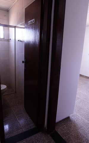 Casa para alugar com 360m², 5 quartos e 7 vagas Casa para alugar com 360m², 5 quartos e 7 vagasBanheiro da Suíte 2
