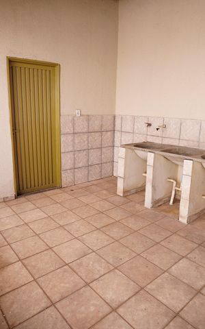 Casa para alugar com 360m², 5 quartos e 7 vagas Casa para alugar com 360m², 5 quartos e 7 vagasÁrea de Serviço