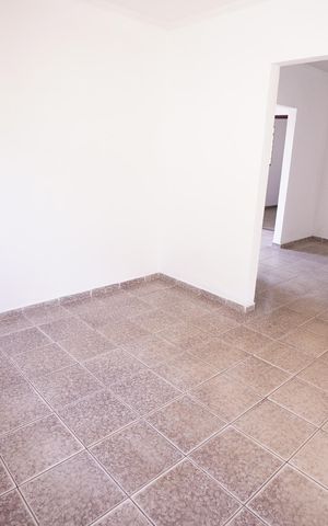Casa para alugar com 360m², 5 quartos e 7 vagas Casa para alugar com 360m², 5 quartos e 7 vagasCopa