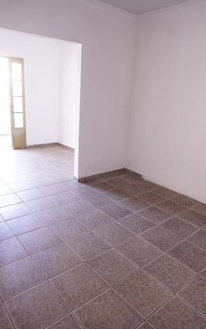 Casa para alugar com 360m², 5 quartos e 7 vagas Casa para alugar com 360m², 5 quartos e 7 vagasSala