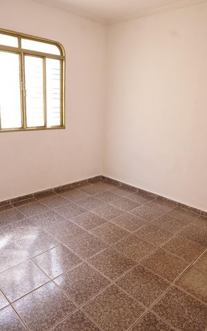 Casa para alugar com 360m², 5 quartos e 7 vagas Casa para alugar com 360m², 5 quartos e 7 vagasQuarto 1