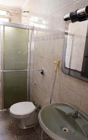 Casa para alugar com 360m², 5 quartos e 7 vagas Casa para alugar com 360m², 5 quartos e 7 vagasBanheiro Social