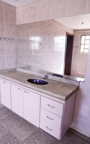 Casa para alugar com 360m², 5 quartos e 7 vagas Casa para alugar com 360m², 5 quartos e 7 vagasBanheiro da Suíte 2