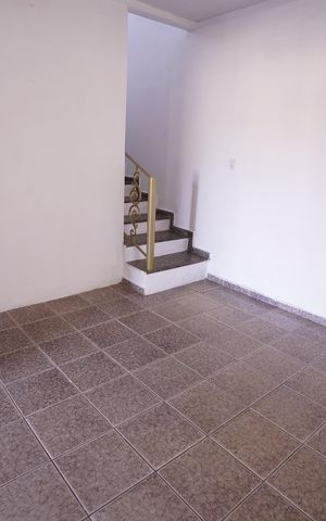 Casa para alugar com 360m², 5 quartos e 7 vagas Casa para alugar com 360m², 5 quartos e 7 vagasSala