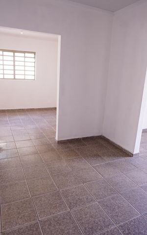 Casa para alugar com 360m², 5 quartos e 7 vagas Casa para alugar com 360m², 5 quartos e 7 vagasSala