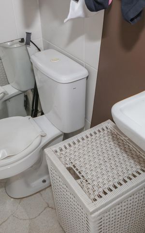Apartamento à venda com 162m², 3 quartos e 3 vagas Apartamento à venda com 162m², 3 quartos e 3 vagasBanheiro de serviço