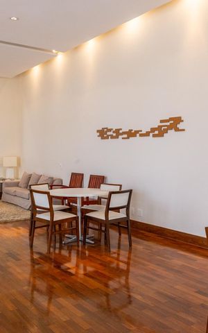 Apartamento à venda com 162m², 3 quartos e 3 vagas Apartamento à venda com 162m², 3 quartos e 3 vagasÁrea comum - Salão de festas
