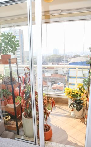 Apartamento à venda com 162m², 3 quartos e 3 vagas Apartamento à venda com 162m², 3 quartos e 3 vagasSuíte 1