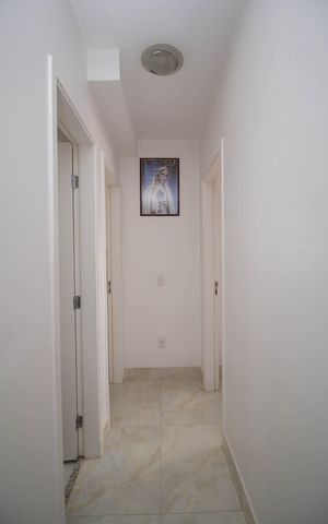 Apartamento à venda com 75m², 3 quartos e 2 vagas Apartamento à venda com 75m², 3 quartos e 2 vagasCorredor