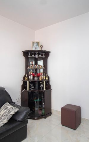 Apartamento à venda com 75m², 3 quartos e 2 vagas Apartamento à venda com 75m², 3 quartos e 2 vagasSala