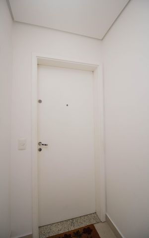 Apartamento à venda com 75m², 3 quartos e 2 vagas Apartamento à venda com 75m², 3 quartos e 2 vagasHall de entrada