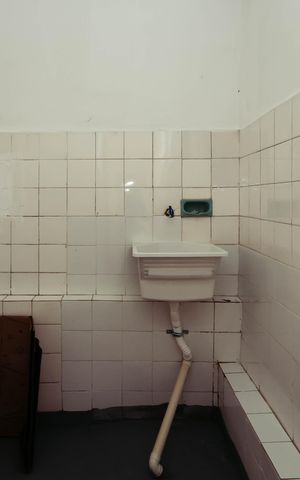 Casa à venda com 90m², 2 quartos e 1 vagaÁrea de serviço