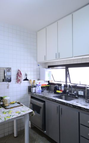 Apartamento à venda com 120m², 3 quartos e 2 vagasCozinha
