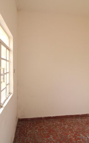 Casa à venda com 95m², 2 quartos e 2 vagasQuarto da edícula